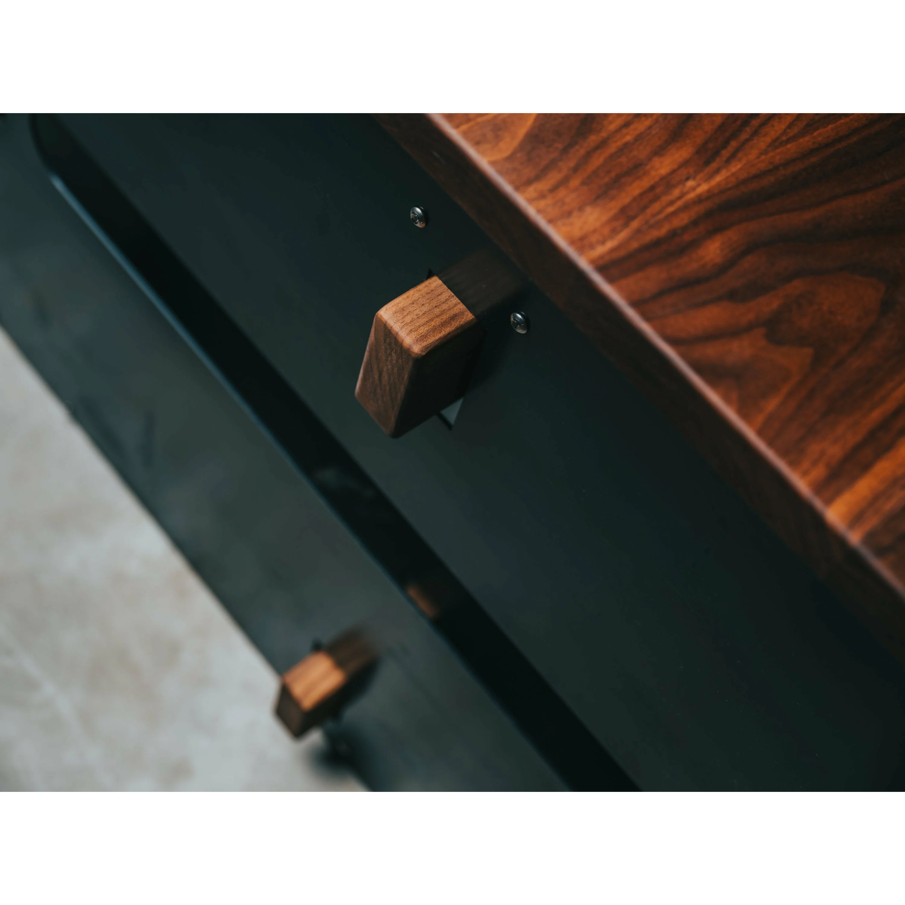 Maria Picnic Table - Image 10