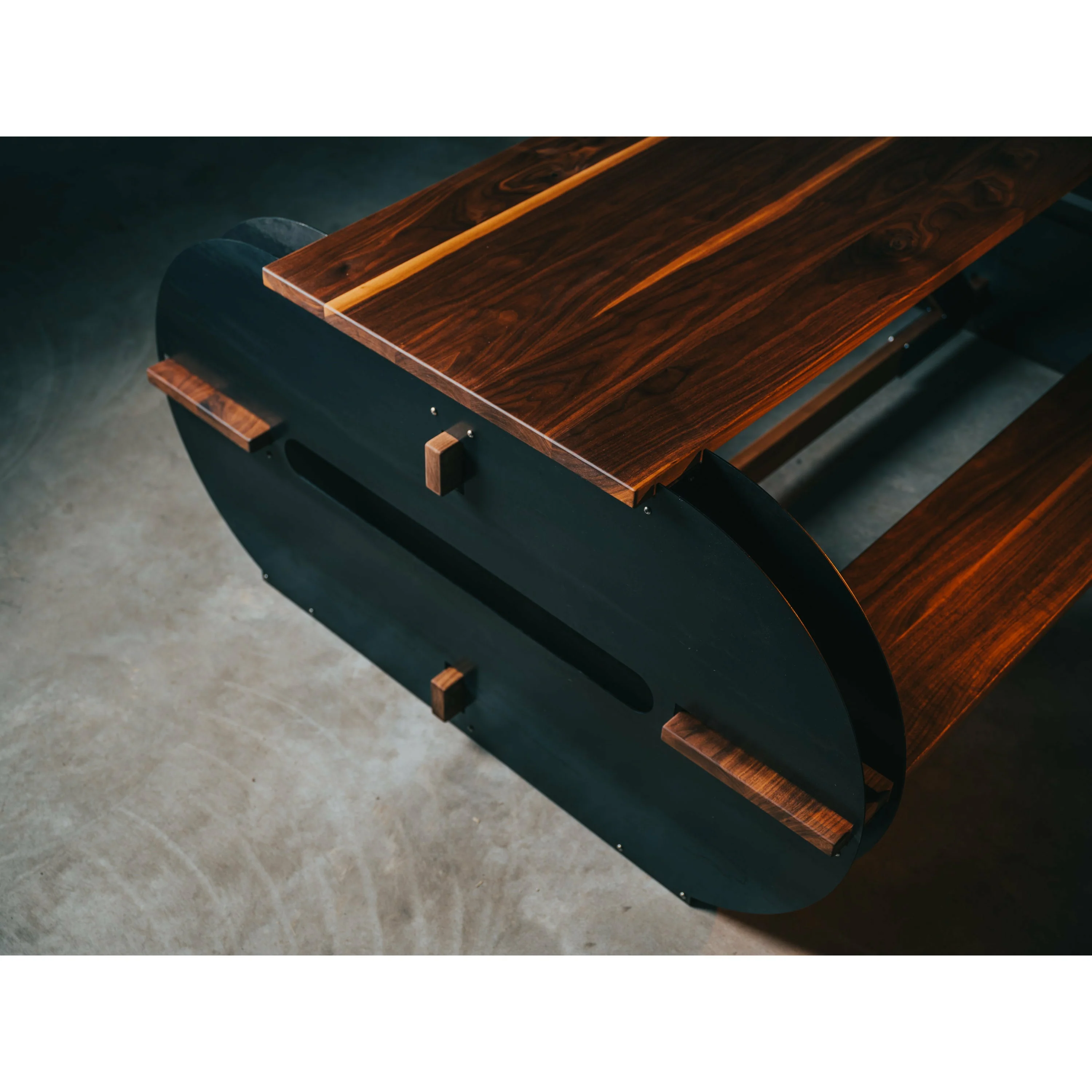 Maria Picnic Table - Image 9